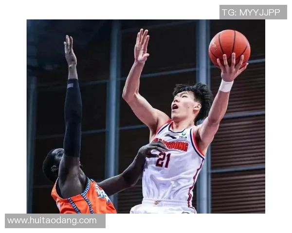 任骏飞领衔球队奋勇拼搏助力篮球梦想再创辉煌新篇章